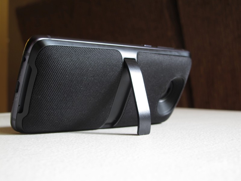 JBL Speaker Mod for Motorola phones.
